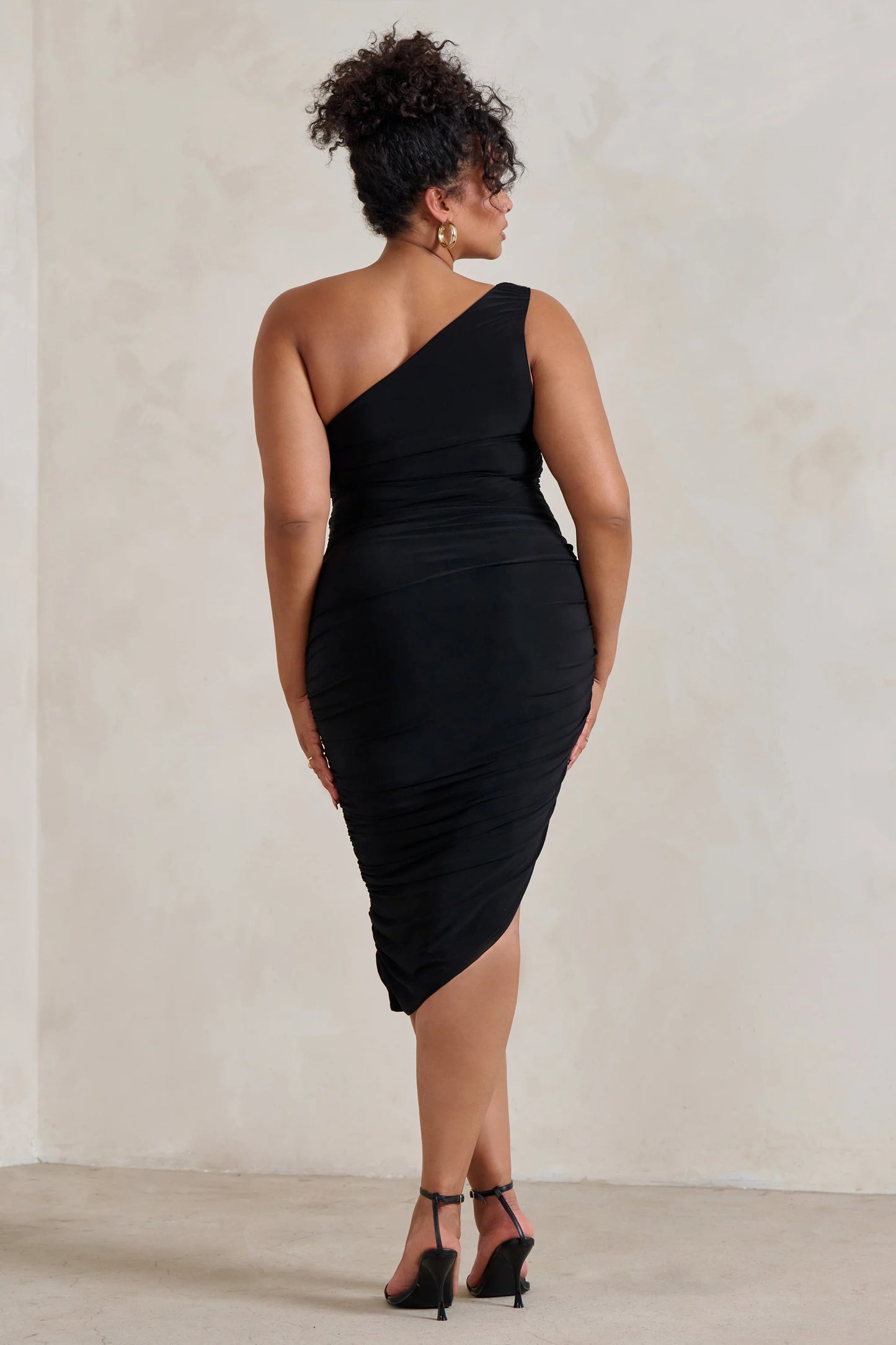 Late Night | Black Asymmetric One Shoulder Ruched Midi Dress